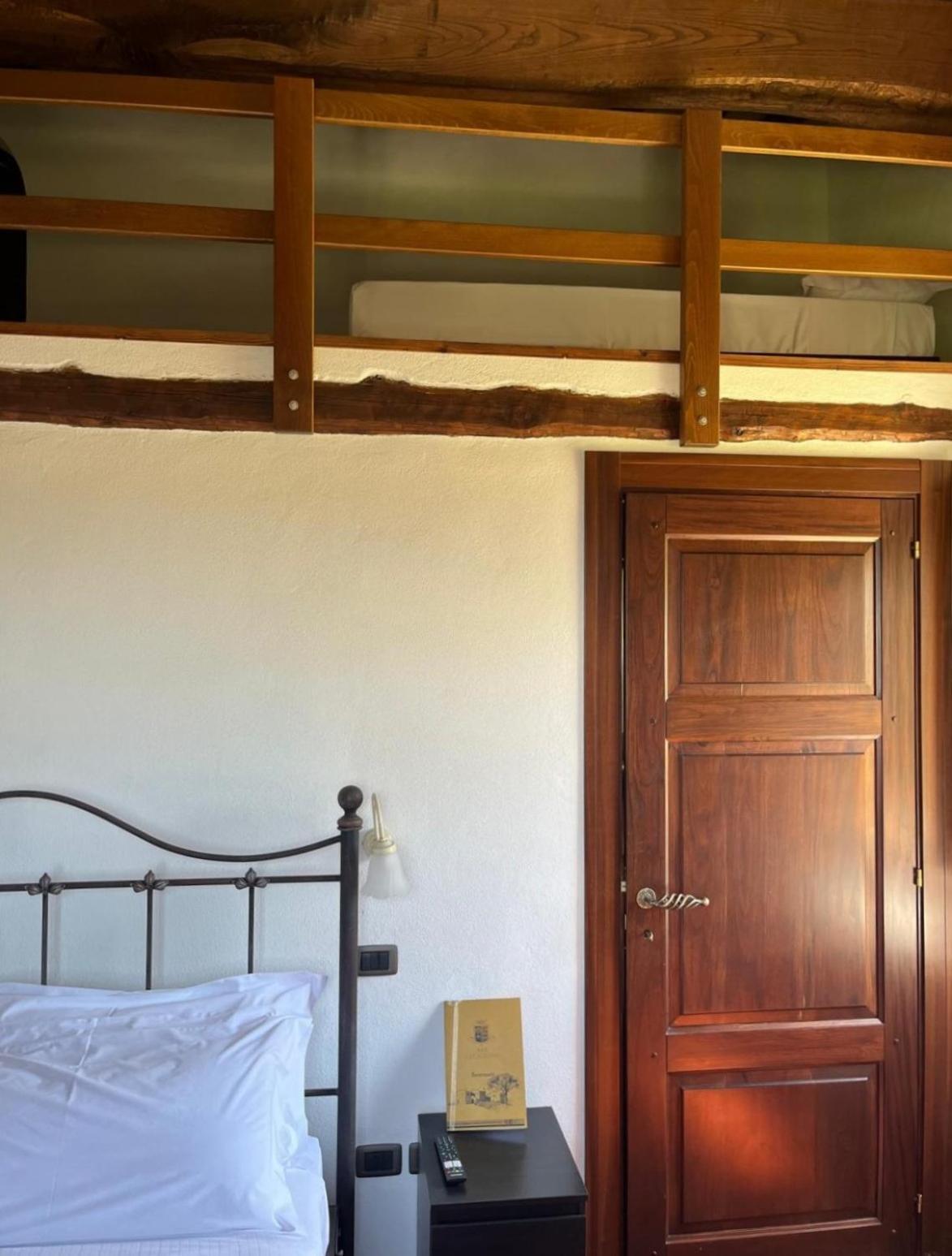 Agriturismo Aia Leccioni Micciano Buitenkant foto