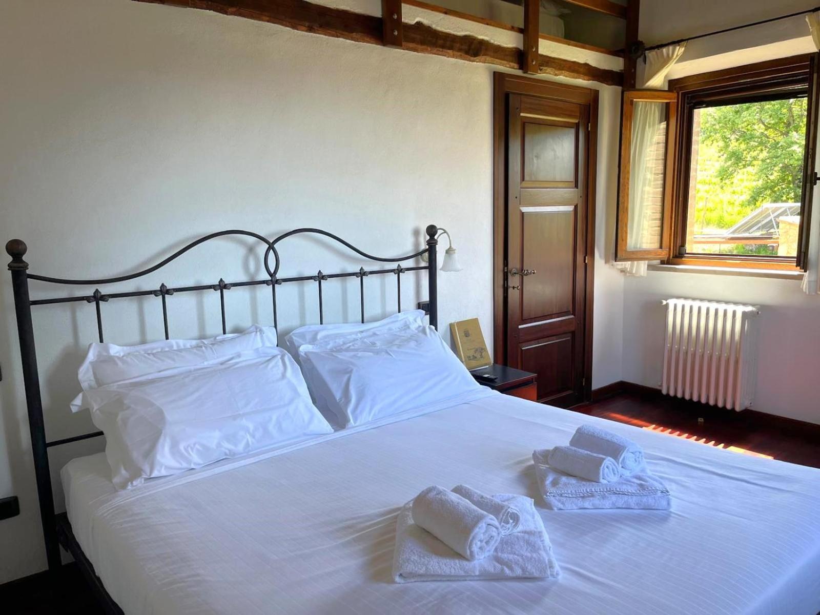 Agriturismo Aia Leccioni Micciano Buitenkant foto