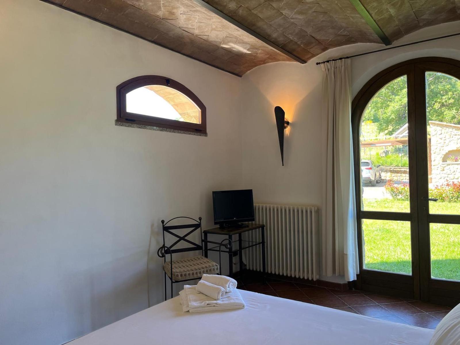 Agriturismo Aia Leccioni Micciano Buitenkant foto
